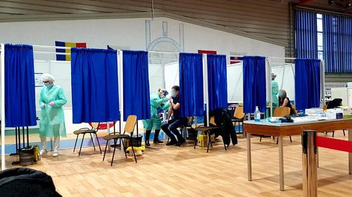 Rafila: Ca să poată avea succes, vaccinarea trebuie să îşi dubleze cadenţa / Adică de la 50.000 de doze pe zi trebuie să ajungem la o medie de 100.000 de doze pe zi