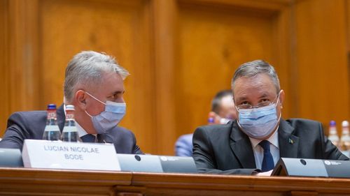 Purtătorul de cuvânt al Guvernului: Premierul i-a cerut ministrului de Interne să protejeze integritatea instituţiilor statului descurajând violenţa