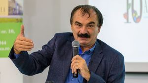 Mircea Miclea: În prezent, examenele naționale notează aproape exclusiv soluțiile finale, nu cum gândește elevul. Acest model este depășit în era inteligenței artificiale