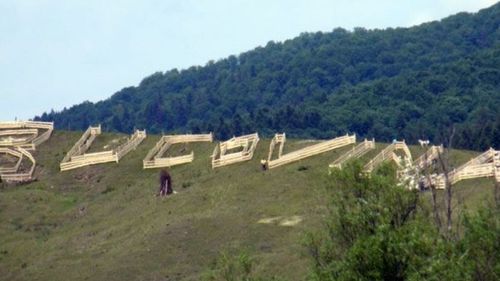 Cine este omul care a ascuns morții din Suceava: vine dintr-o familie loială lui Gheorghe Flutur, tatăl său a scris ”Bucovina” cu oi vii pentru o vizită a lui Traian Băsescu