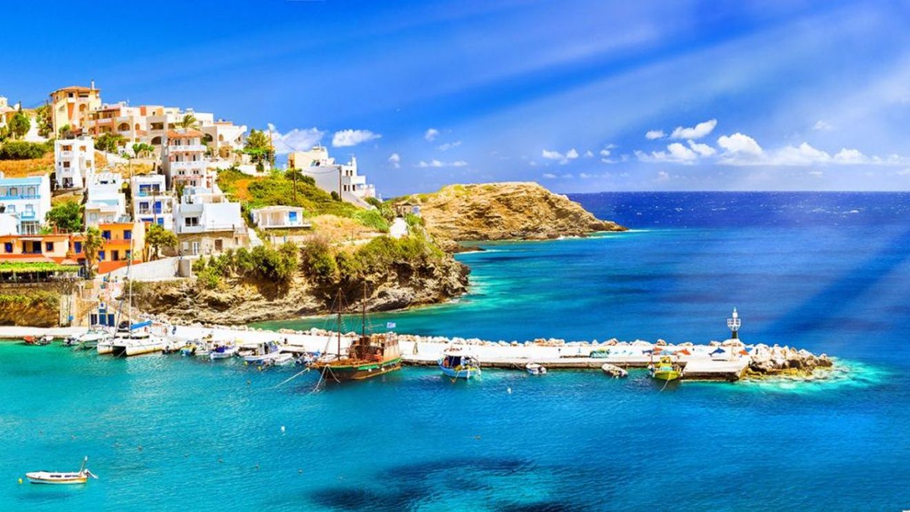 Românii ”cu portofele grase” contribuie la creșterea turismului în regiunea Epir din Grecia