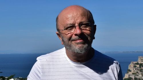 Neobișnuitul caz al istoricului Sorin Antohi: Curtea de Apel București a decis a doua oară că nu a fost colaborator al Securității ca poliție politică. Procesul durează de șase ani, iar Antohi s-a autodenunțat în urmă cu 14 ani și s-a căit pentru viața trăită ”în minciună și duplicitate”