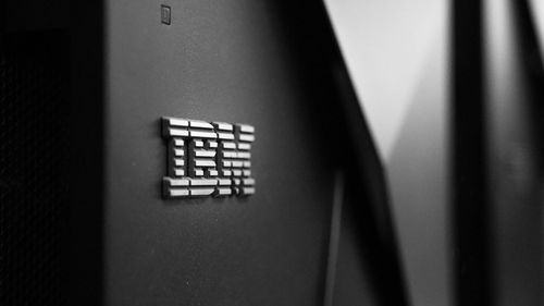 IBM va investi 150 de miliarde de dolari pentru promovarea producției de calculatoare cuantice în SUA, în următorii cinci ani