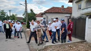 Ex-AUR, Diana Șoșoacă participă în campania de susținere a candidatului PSD la Primăria Filiași