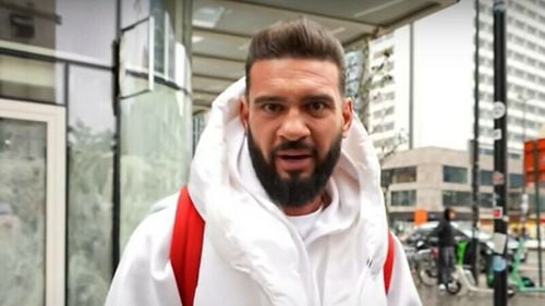 Primele imagini cu momentul în care Dorian Popa a fost oprit de polițiști. Cum era îmbrăcat, de fapt, influencerul | FOTO