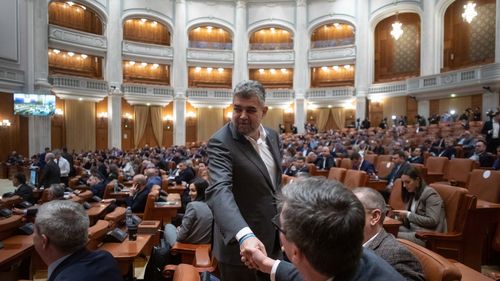 Marcel Ciolacu: Bugetul pe 2024 este construit în jurul patriotismului economic, vizând creșterea producției autohtone și crearea de noi locuri de muncă aici, în România/ Vom atinge anul viitor a doua cea mai mare creștere economică din Uniunea Europeană, de 3,4%/ Deficitul bugetar va fi anul viitor de 5% din PIB