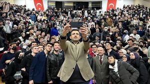 Bayraktar, drona-vedetă în războiul din Ucraina este fabricată de compania ginerelui lui Erdogan și denumită după acesta/ Ucrainenii au un ”imn al războiului” cu numele dronei turcești/ Ce înseamnă ”bayraktar”