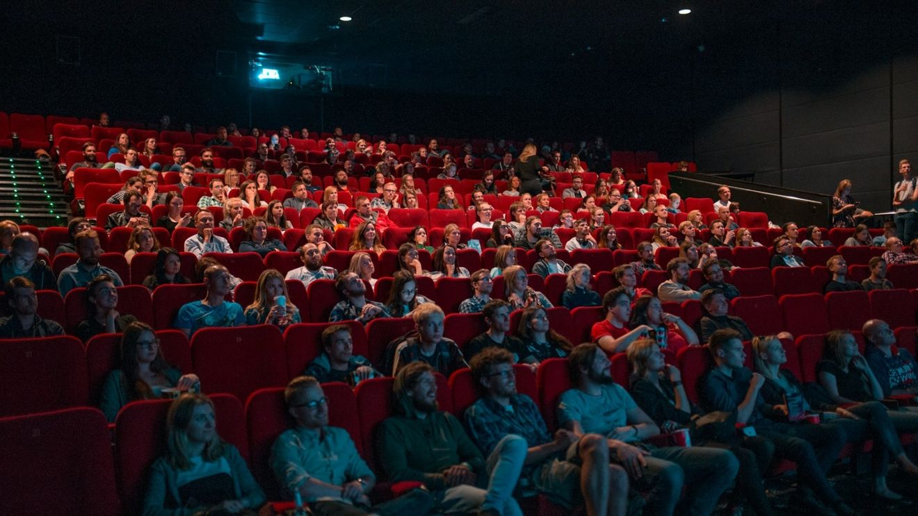Cinefilii vor mai multe comedii, thrillere și filme de acțiune, potrivit unui studiu global