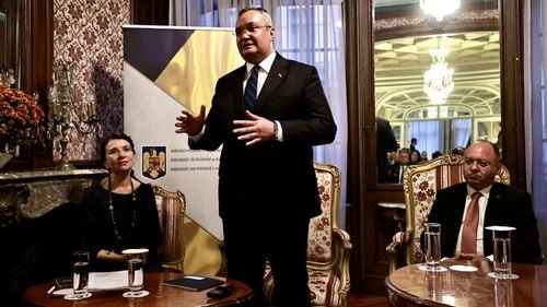 Ciucă după întâlnirea cu oamenii de afaceri români și belgieni: ”Avem cel mai mare buget național alocat investițiilor în ultimii 30 de ani” / ”Accesul la finanțare este dublat de reforme și de menținerea politicii pro-business, asumată ferm de Guvern”