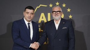 Sorin Constantinescu, personaj-cheie în industria păcănelelor, și-a anunțat retragerea din partidul extremist AUR la trei zile de la anunțul înscrierii