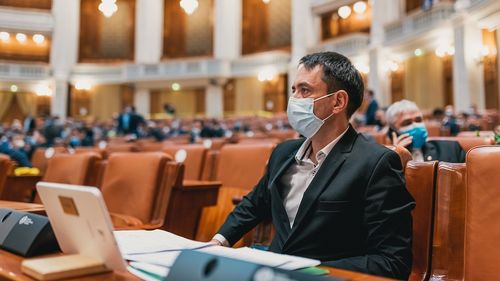 Csoma Botond: Parlamentarii UDMR vor fi prezenţi în sală, miercuri, dar nu vor vota