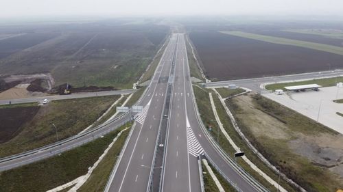 Bode: Până la sfârşitul anului, avem speranţe că 60 de km din Autostrada Transilvania vor fi daţi în trafic