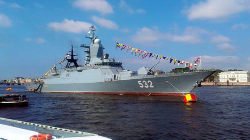 Corveta rusă Boikiy a atacat traulerul rus Kapitan Lobanov în timpul unor exerciții desfășurate în Marea Baltică / Trei marinari au murit / Serviciile secrete au încercat să mușamalizeze incidentul