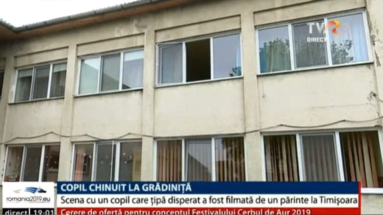 Anchetă în Timișoara, după ce plânsul unui copil și țipetele unei femei auzite din stradă au fost înregistrate de o tânără. Educatoare: Trageți la răspundere responsabilii care fac posibilă o pseudo-educație