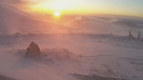 Avertisment al meteorologilor: Praf din zona deşertului Karakum, deasupra României, până în noaptea de joi spre vineri