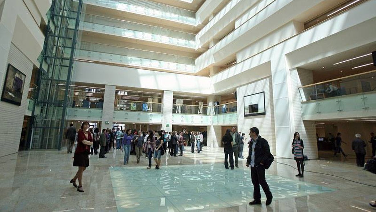 Spaţiile libere pentru lectură de la Biblioteca Naţională, în perioada Sărbătorilor Pascale