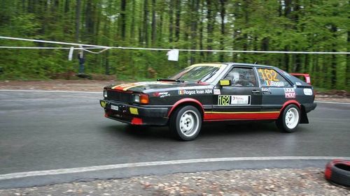 Circulaţia pe Transalpina este închisă între Novaci şi Rânca, pentru desfăşurarea unui concurs de automobilism