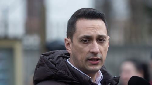 Fostul europarlamentar Vlad Gheorghe şi-a anunţat candidatura la Primăria Capitalei: Vreau să desfiinţez sectoarele şi Ilfovul. Primul lucru pe care îl voi face în calitate de primar va fi să organizez un referendum