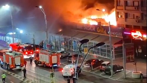 VIDEO Incendiu puternic la una dintre cele mai mari shawormerii din Capitală/ A ars Dristor Kebap