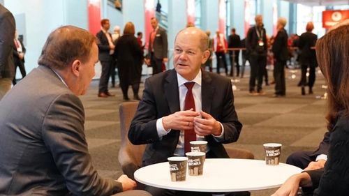 Acordul de coaliţie guvernamentală din Germania va fi foarte probabil prezentat săptămâna viitoare / Socialiștii, verzii și liberalii anunță înțelegerea după o lună jumate de negocieri