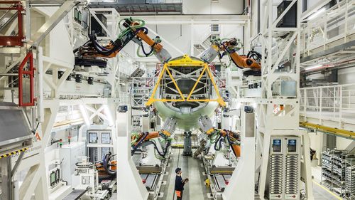 Grupurile europene Airbus şi Thales ar vrea să fuzioneze activele lor în domeniul spaţial