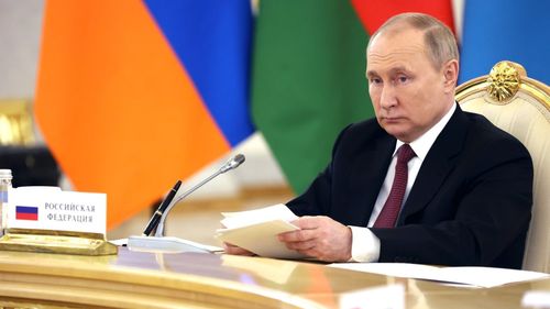 Putin susţine că a crescut numărul atacurilor cibernetice împotriva Rusiei comise de "structuri de stat" străine: „Au loc tentative ţintite de a dezactiva resursele de internet ale infrastructurii critice de informaţii”