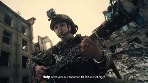 Video emoționant de Crăciun: Cum au schimbat ucrainenii versurile unor colinde celebre pentru a-și transmite mesajul/ ”Războiul nu s-a terminat. Rămâneți alături de noi”