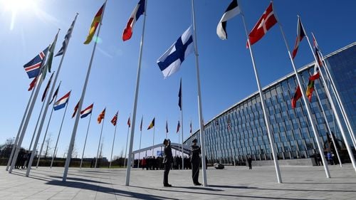 Sondaj: 81% dintre respondenți cred că intrarea României în NATO a fost un lucru bun, 82% cred că aliații ar apăra România în caz de agresiune