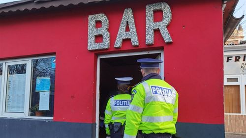 Polițistul drogat care s-a dus îmbrăcat în uniformă la prostituate și a refuzat să plătească a provocat un accident rutier