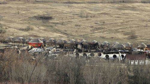 Percheziții la administratorii de la Ferma Dacilor și la Primăria Gura Vadului / Mai multe persoane audiate, printre care și patronul