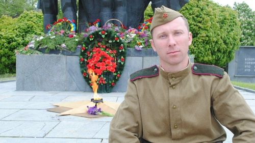 Oficial pro-rus, ucis în sudul Ucrainei după ce un dispozitiv exploziv i-a fost plasat sub maşină / El a fost rănit grav și a murit la spital