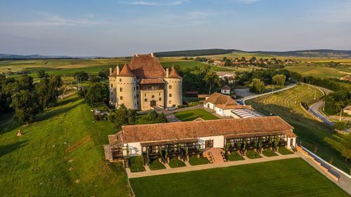 Analiză în turismul local: Peste 1400 de proiecte HoReCa, în lucru la nivel națională/ În tendințe: Vizitele de podgorie