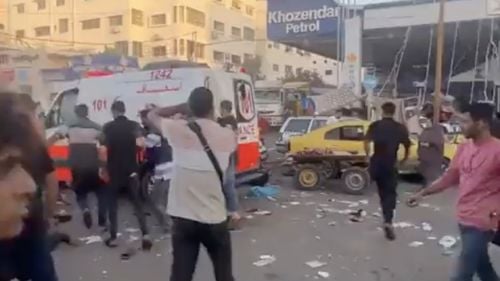 Israelul recunoaște că a lovit o ambulanță în Gaza, dar spune că era folosită de “o celulă teroristă Hamas"