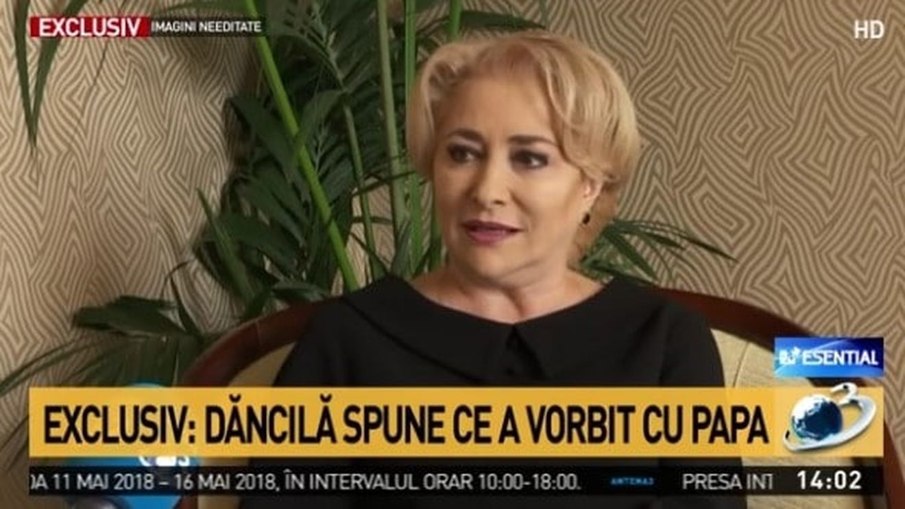 AUDIO Dialog între reporterul Antenei 3, premierul Dăncilă şi consiliera premierului: "Întreb ce aţi făcut, ce aţi vorbit?" / "În primul rând ce i-a spus Papa"