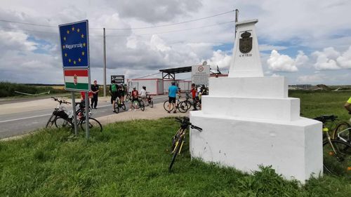 Tură ciclistă transfrontalieră între România, Ungaria și Serbia, înainte de intrarea oficială în Schengen