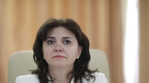 Anisie: Nu există nici măcar teoretic varianta anulării examenelor, cum de altfel nu a existat vreodată o intenție de înghețare a anului școlar