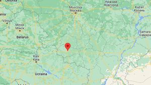 UPDATE "Atac" cu drone asupra unui aerodrom dintr-o regiune rusă de la granița cu Ucraina / Trei trenuri de pompieri au fost trimise să lupte împotriva incendiului
