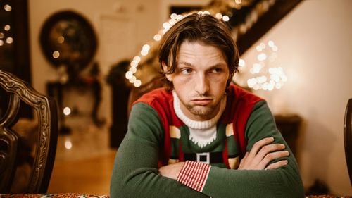 Cum să te bucuri în continuare de sărbători, chiar și fără familie sau o persoană dragă