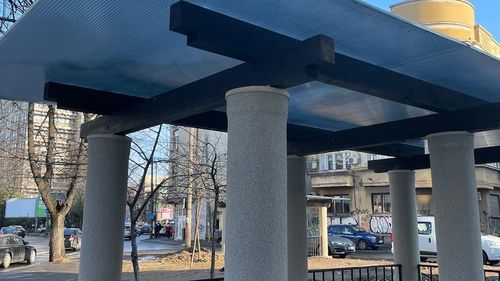 Clotilde Armand anunță modernizarea tuturor toaletelor publice aflate în administrarea primăriei. ”Le vom dota cu uşi antivandalism şi antifoc, termopane, lumini led cu senzori, baterii sanitare cu fotocelule”