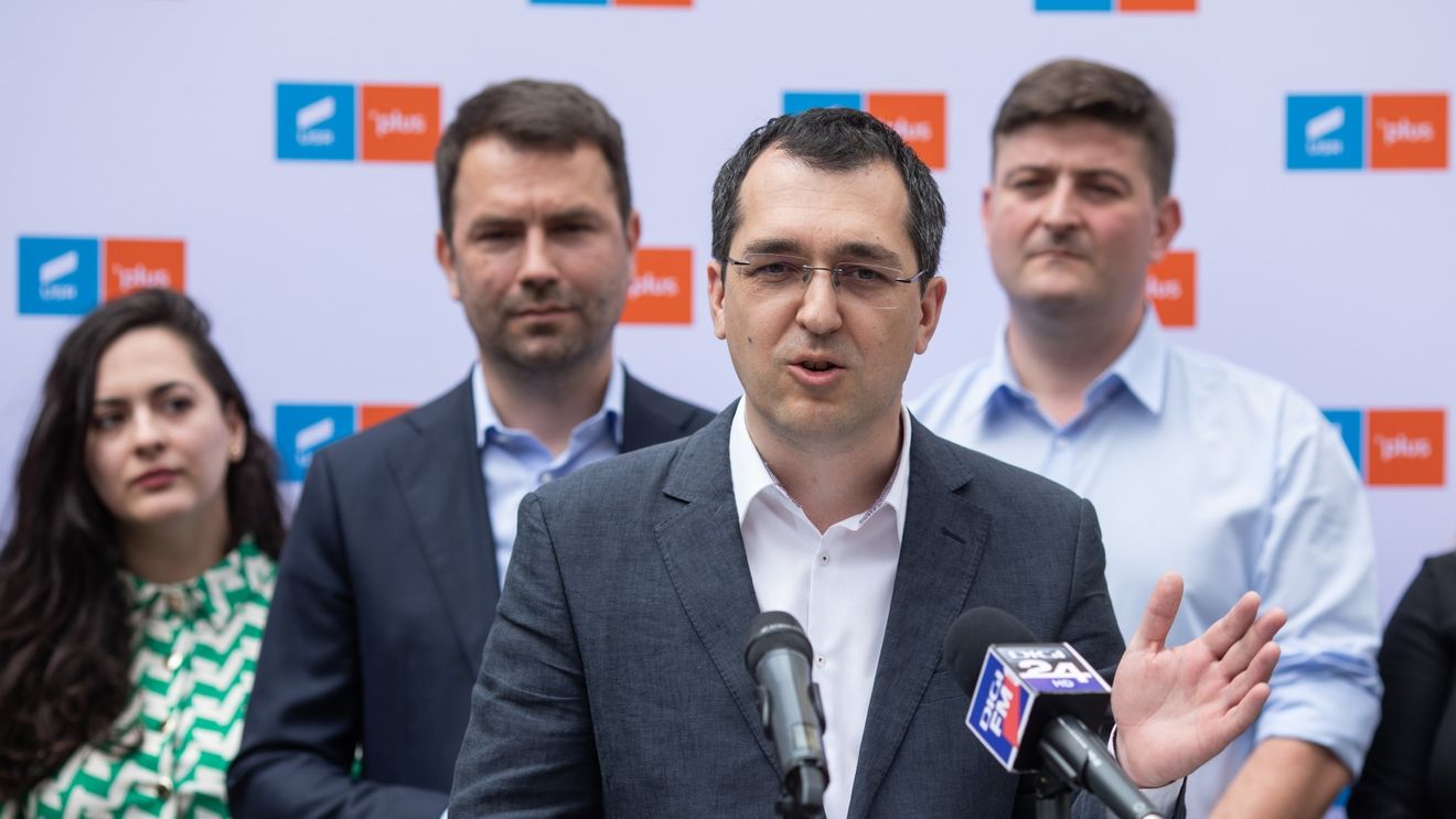 Vlad Voiculescu, liderul USR București, îi cere demisia lui Robert Negoiță după ce primarul Sectorului 3 a fost trimis în judecată de DNA