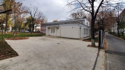 Primăria Iași, amendată de Garda de Mediu cu 120.000 de lei după ce a construit pe spaţiul verde