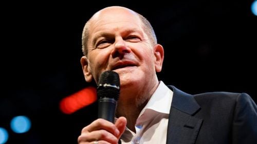 Noul cancelar al Germaniei, Olaf Scholz: De la o tinerețe stângistă la o nonșalanță centristă, cu acuzații de corupție care deocamdată nu au efect