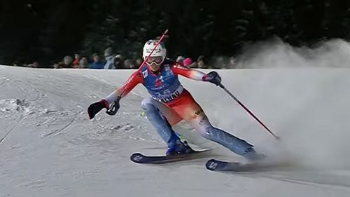 Campioana olimpică Michelle Gisin, transportată cu elicopterul la spital după ce a căzut la un antrenament