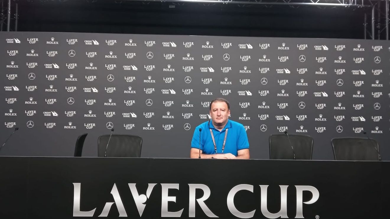 FOTO Un fotograf român, prezent la meciul de retragere al lui Roger Federer: ”Am plâns și eu” / Primul meci de tenis important la care a participat a fost tot cu Federer / ”Cu Roger am început, cu el s-a terminat”