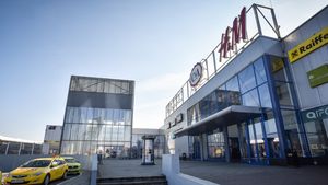 O angajată a fost găsită moartă în baia unui magazin din Shopping City Sibiu / Nu sunt suspiciuni că ar fi fost ucisă