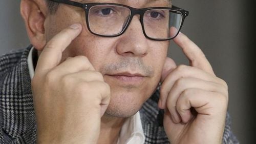 Victor Ponta, obligat de instanță să îi plătească despăgubiri de 25.000 de lei fostului procuror Mircea Negulescu după ce a acuzat la RTV că Portocală l-ar fi arestat abuziv pe fostul lui cumnat