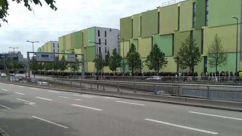 EXCLUSIV Rapoarte oficiale despre momentele de groază și revoltele românilor din străinătate după închiderea urnelor: Refuzul Guvernului și al BEC de a prelungi votul după ora 21 ”a pus într-un grav pericol integritatea corporală” a oamenilor din ambasade și din secții de votare