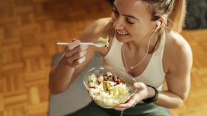Micul dejun simplu care te poate ajuta să slăbești / Rețete recomandate de nutriționiști
