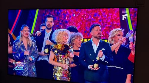 Pro TV a bătut Antena 1 de revelion / Aproape 2,4 milioane de români au deschis şampania cu Pro TV în fundal