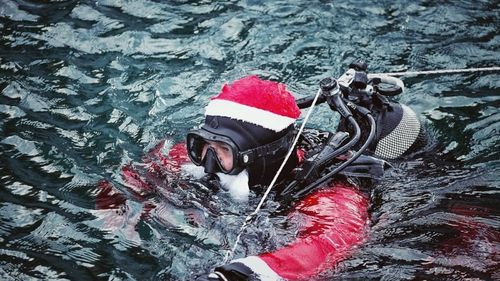 Tradiţia „Moş Crăciun Scafandru“, continuă la Constanţa / ”Moş Crăciun îşi va face apariţia şi în acest an, din largul Mării Negre”